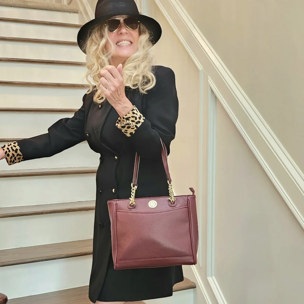 Anne Klein Ex Cond Elegant Burgundy Fax Leather Tote Bag W Gold Chain, $55